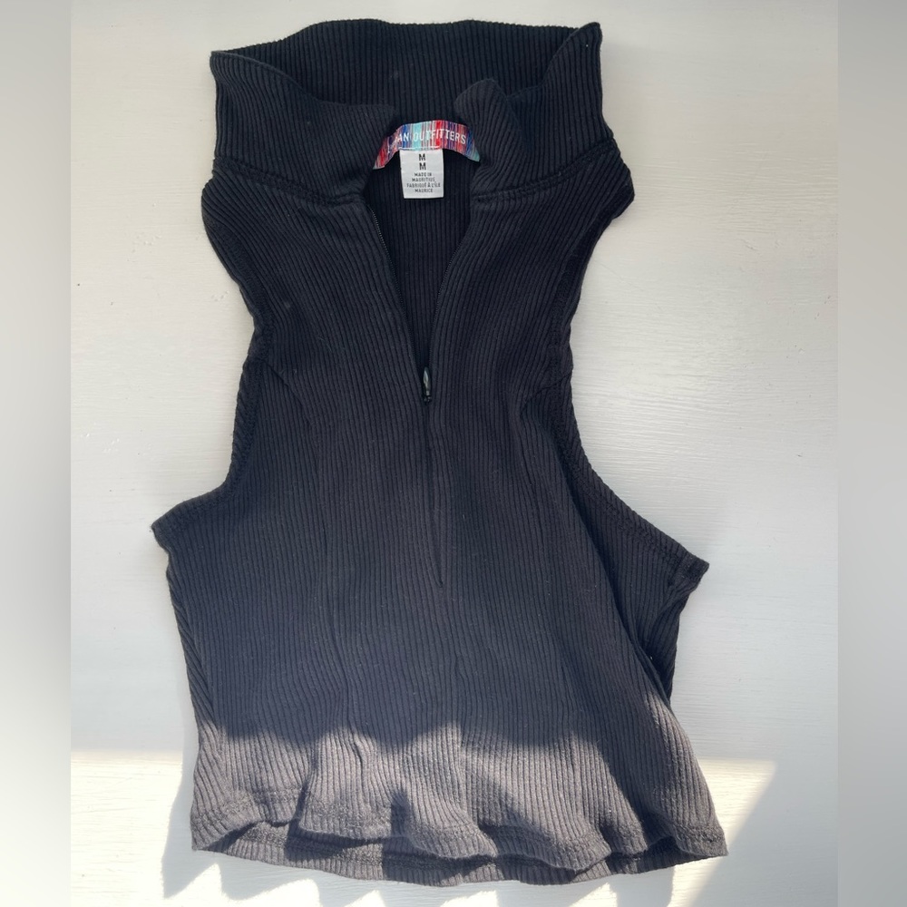 Urban Outfitters Sleeveless Crop Top